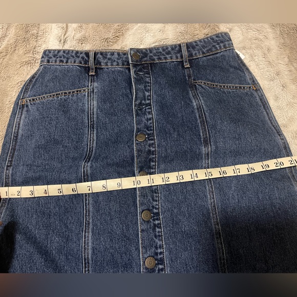 Button down denim skirt - Picture 5 of 6